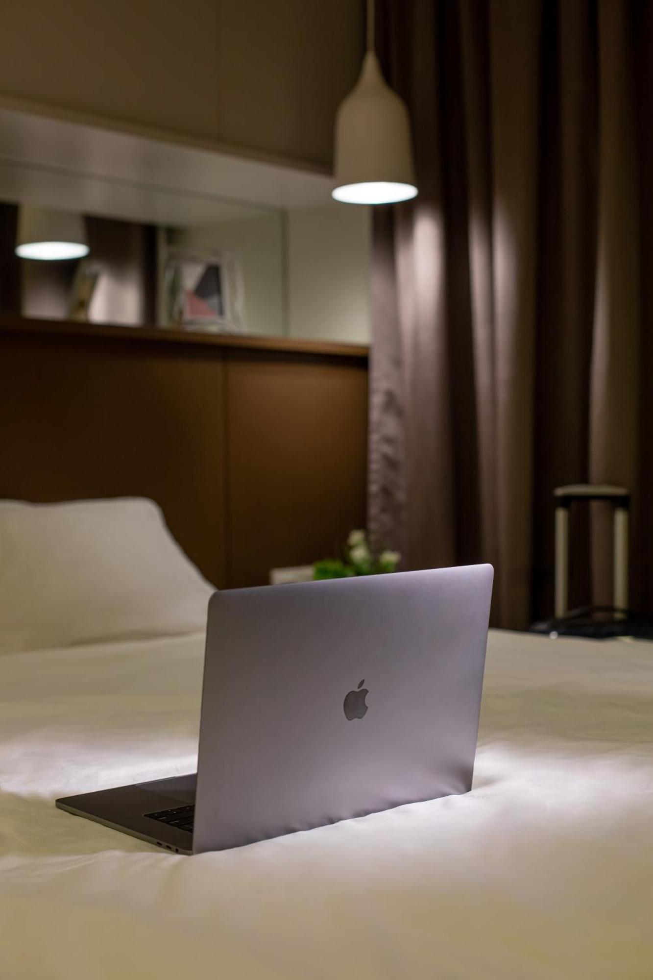 Mulberry Verve Suites Kl Mid Valley 쿠알라룸푸르 외부 사진