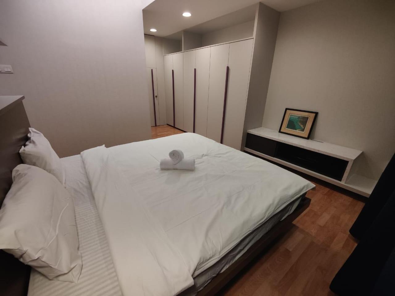 Mulberry Verve Suites Kl Mid Valley 쿠알라룸푸르 외부 사진