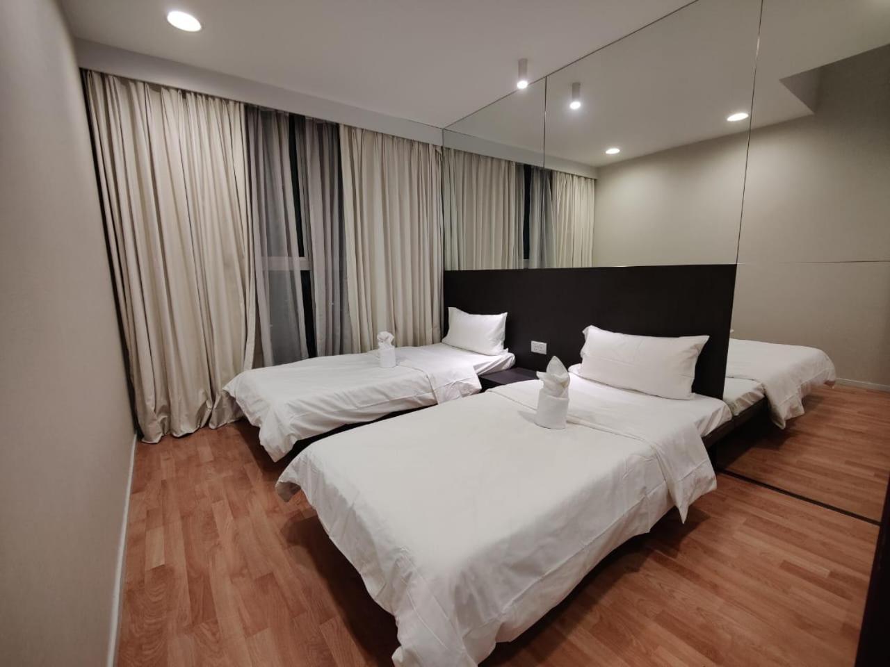 Mulberry Verve Suites Kl Mid Valley 쿠알라룸푸르 외부 사진