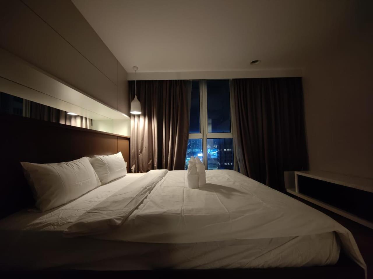 Mulberry Verve Suites Kl Mid Valley 쿠알라룸푸르 외부 사진